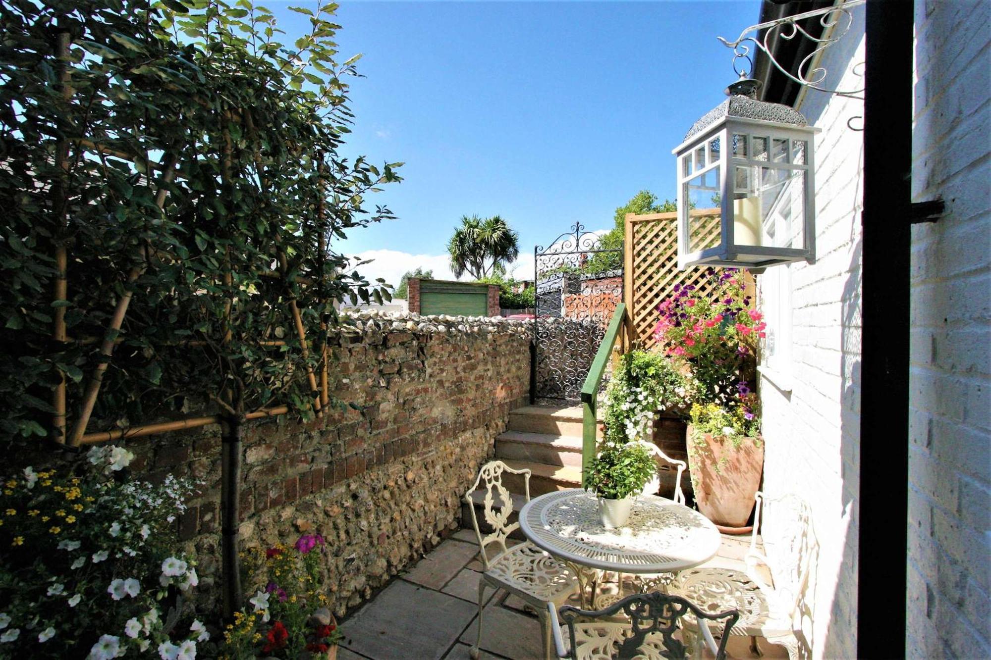 Beautiful Georgian Home In The Heart Of Chichester Exterior foto